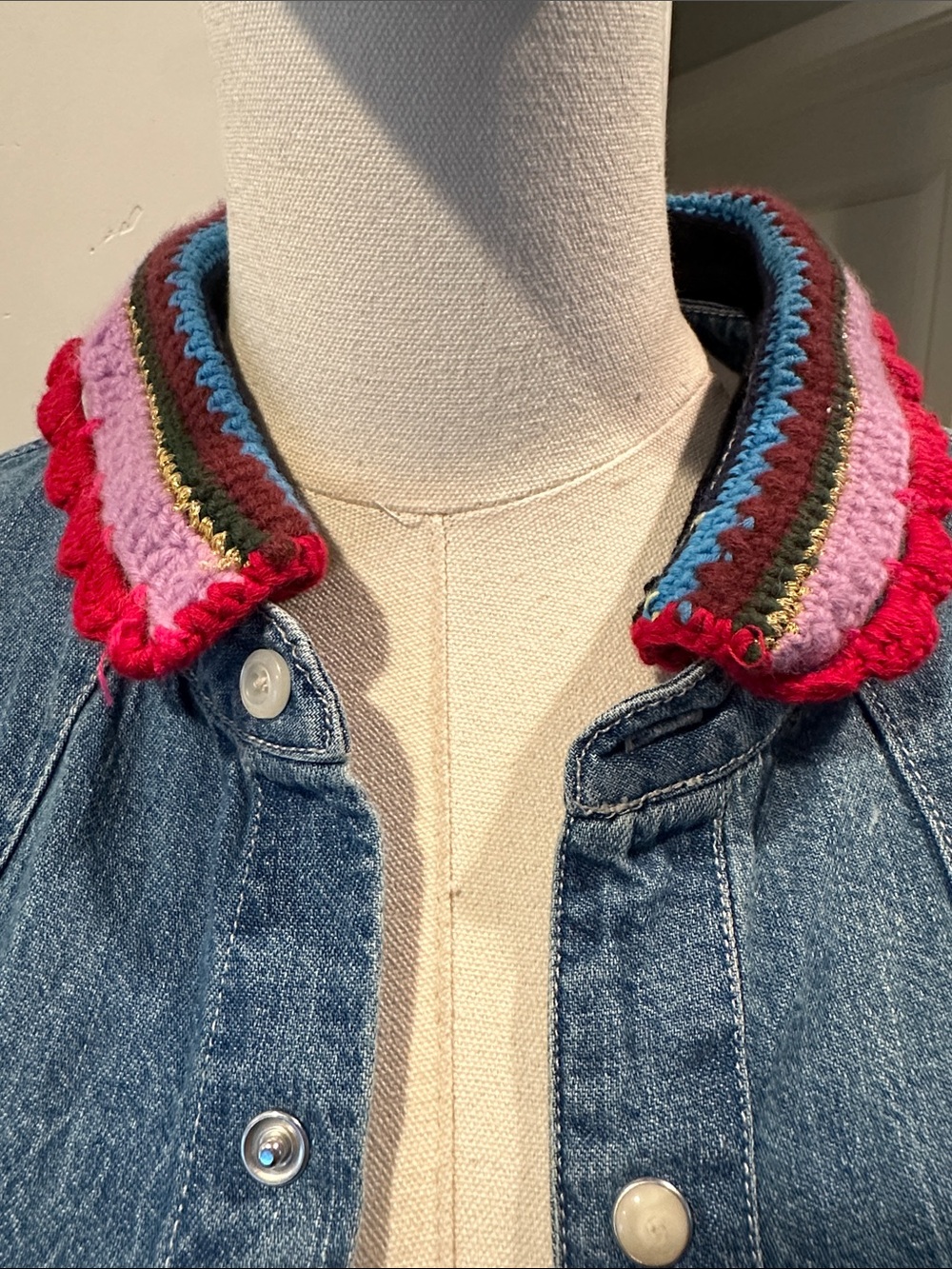 MOTHER The Collar Club Denim Shirt Jacket with Removable Crochet Collar New! - Picture 11 of 15